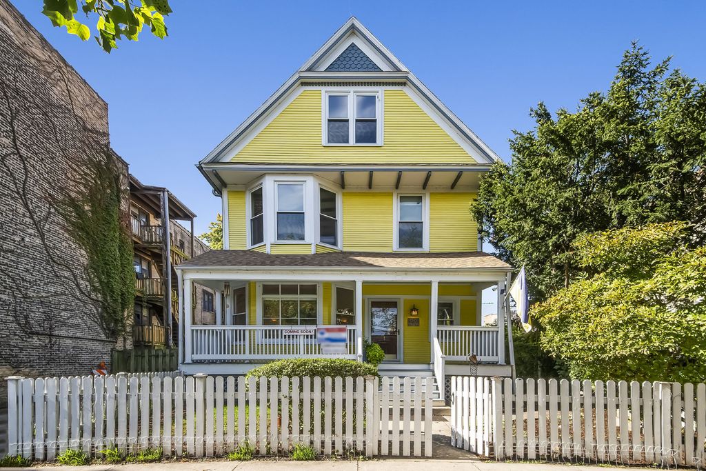 6742 N Glenwood Avenue, Chicago, IL 60626 — exterior