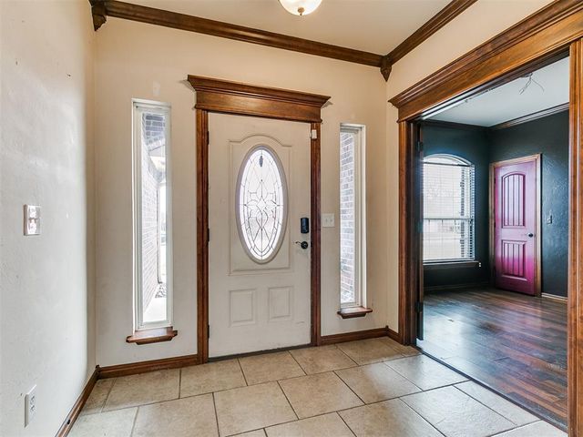 291 Hillside Drive, Harrah, OK 73045