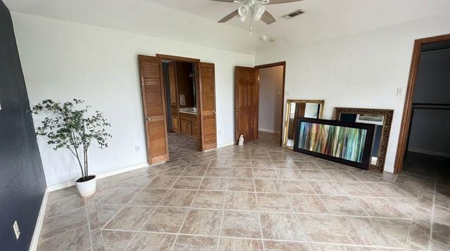 1703 Indian Shores Road, Crosby, TX 77532