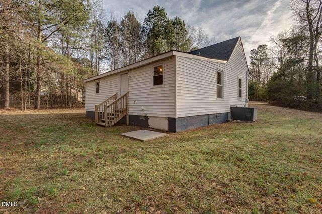 401 Prince Drive, Holly Springs, NC 27540