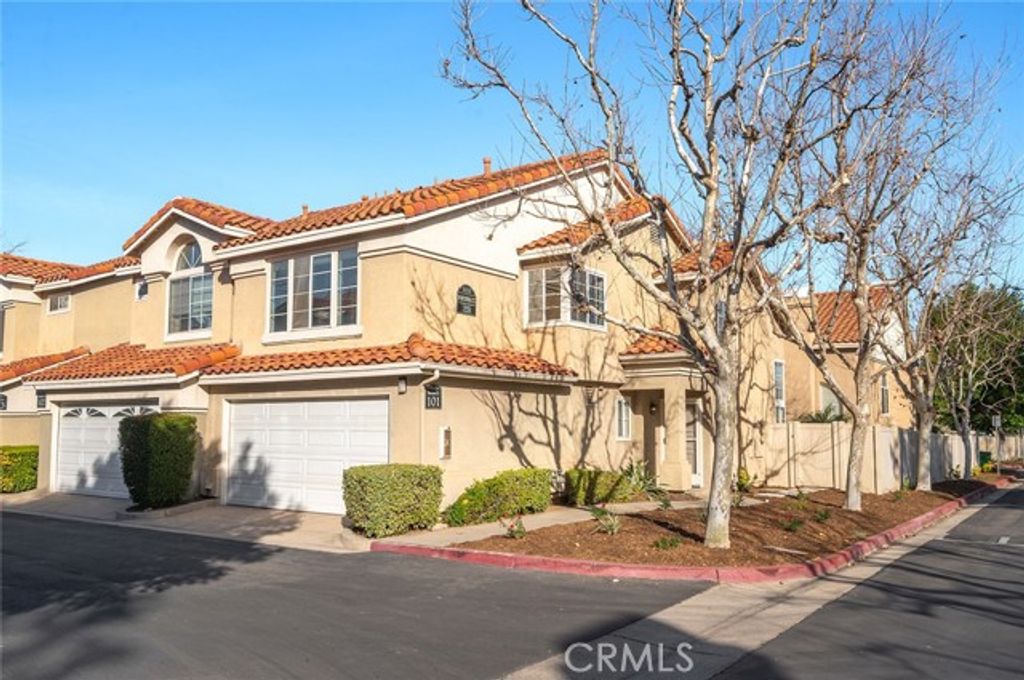 1111 Portofino Court 101, Corona, CA 92881