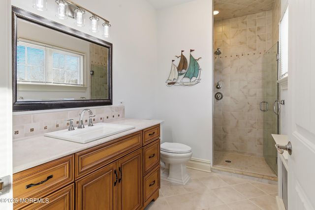 905 Bowsprit Point, Lanoka Harbor, NJ 08734