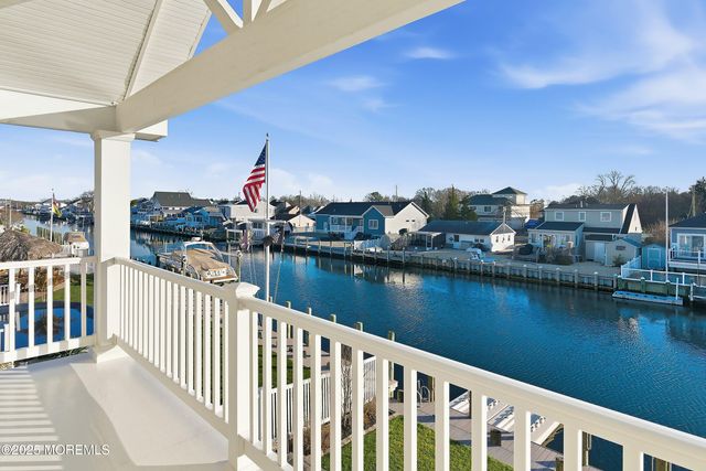 905 Bowsprit Point, Lanoka Harbor, NJ 08734
