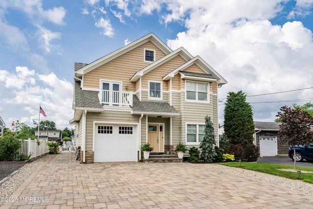 905 Bowsprit Point, Lanoka Harbor, NJ 08734