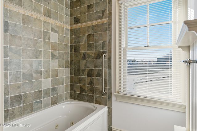 905 Bowsprit Point, Lanoka Harbor, NJ 08734