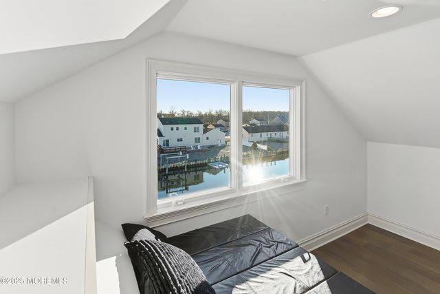 905 Bowsprit Point, Lanoka Harbor, NJ 08734