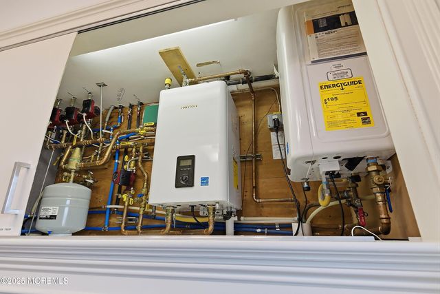 905 Bowsprit Point, Lanoka Harbor, NJ 08734