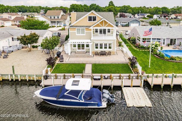 905 Bowsprit Point, Lanoka Harbor, NJ 08734