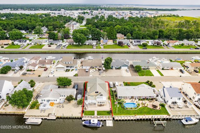 905 Bowsprit Point, Lanoka Harbor, NJ 08734