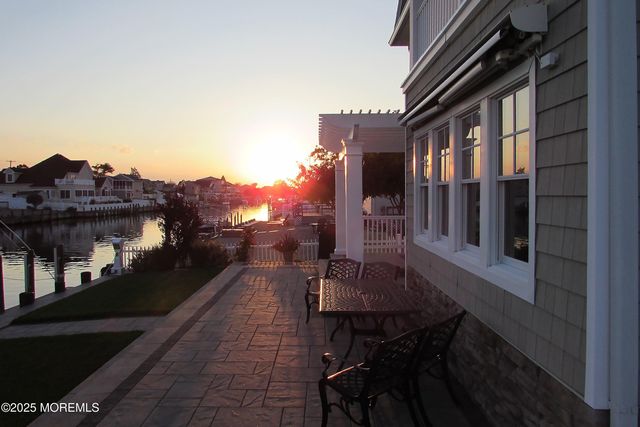 905 Bowsprit Point, Lanoka Harbor, NJ 08734