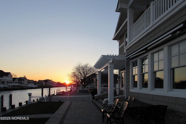 905 Bowsprit Point, Lanoka Harbor, NJ 08734