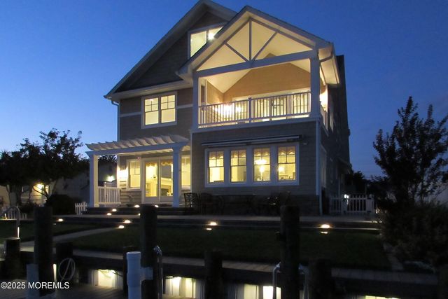 905 Bowsprit Point, Lanoka Harbor, NJ 08734