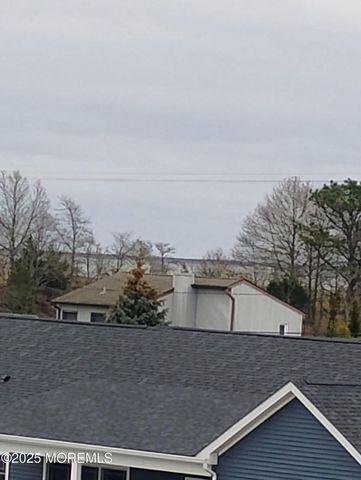 905 Bowsprit Point, Lanoka Harbor, NJ 08734