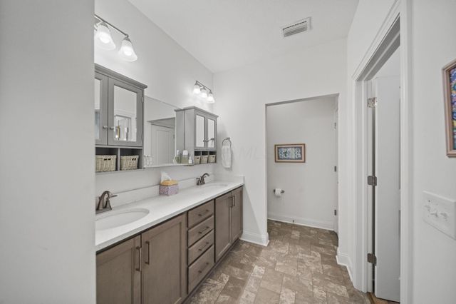 333 Parkgate Court, Delaware, OH 43015