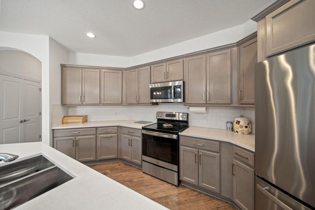333 Parkgate Court, Delaware, OH 43015