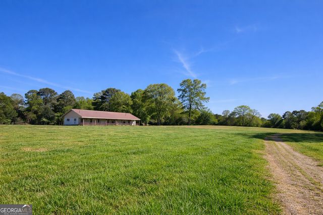 200 Homer Stephens Road, Cornelia, GA 30531