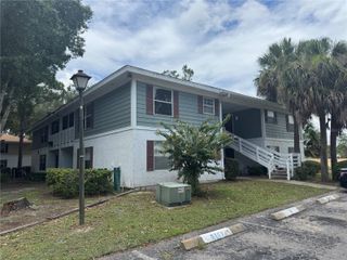 8210 FAIRWAYS CIRCLE B201, Ocala, FL 34472