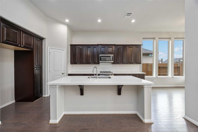 2107 Blossomcrown Dr, Katy, TX 77494