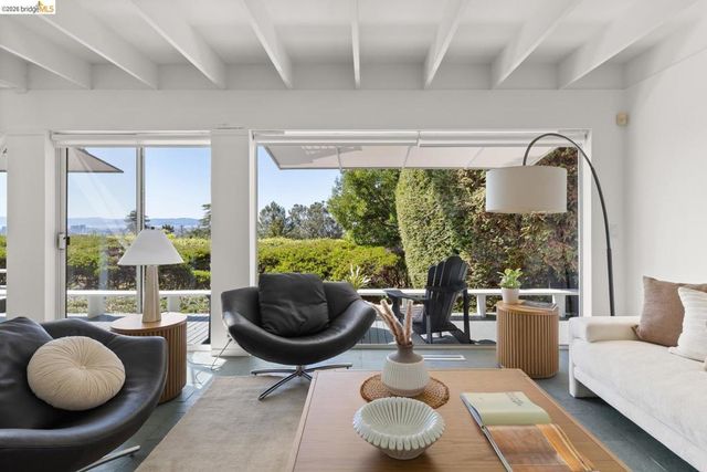 45 Vicente Rd, Berkeley, CA 94705