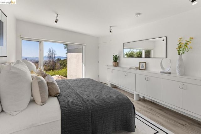 45 Vicente Rd, Berkeley, CA 94705