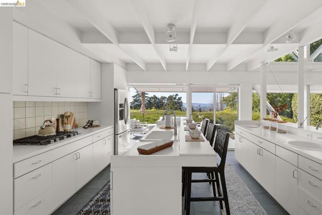 45 Vicente Rd, Berkeley, CA 94705