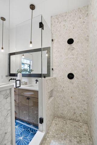 995 Ashley Avenue, Charleston, SC 29403