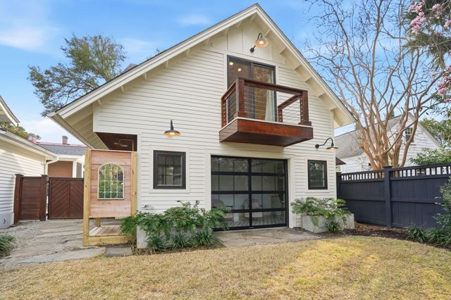 995 Ashley Avenue, Charleston, SC 29403