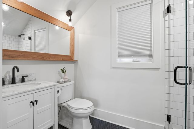 995 Ashley Avenue, Charleston, SC 29403