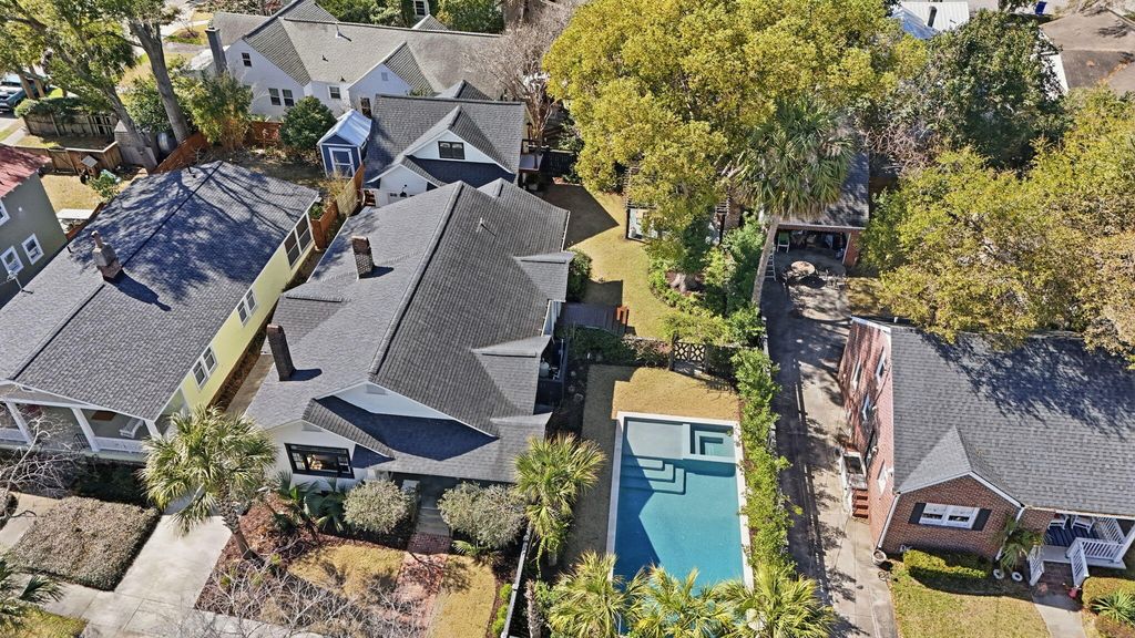 995 Ashley Avenue, Charleston, SC 29403