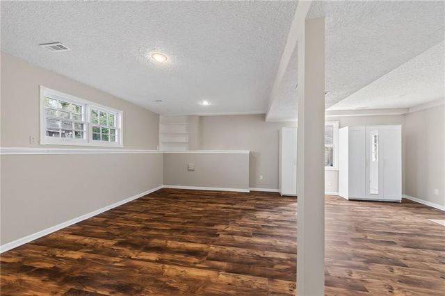 15413 W 152nd Street, Olathe, KS 66062
