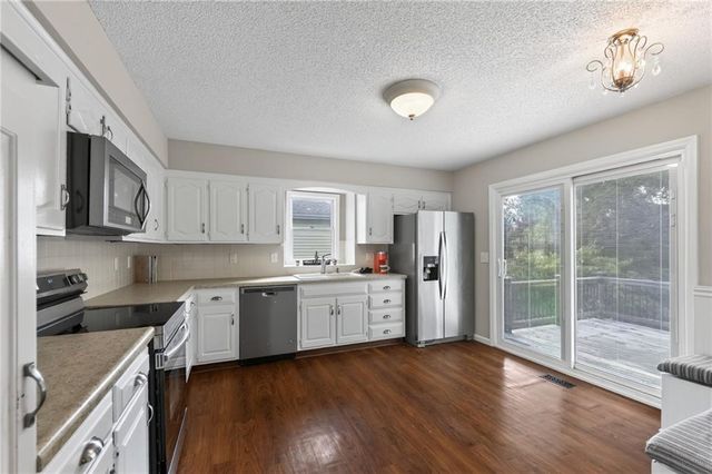 15413 W 152nd Street, Olathe, KS 66062