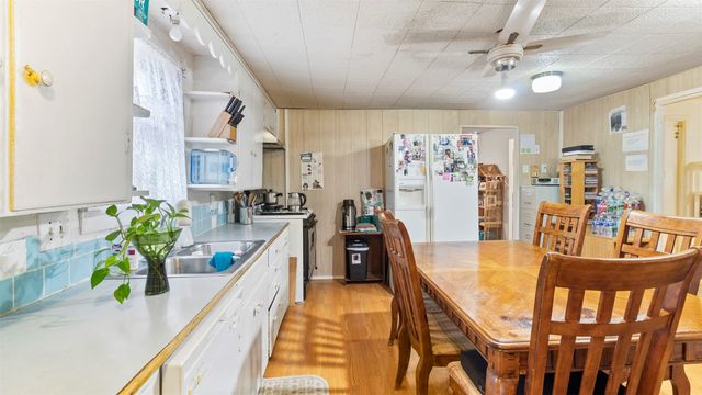 917 S Main Street, Farmersville, TX 75442