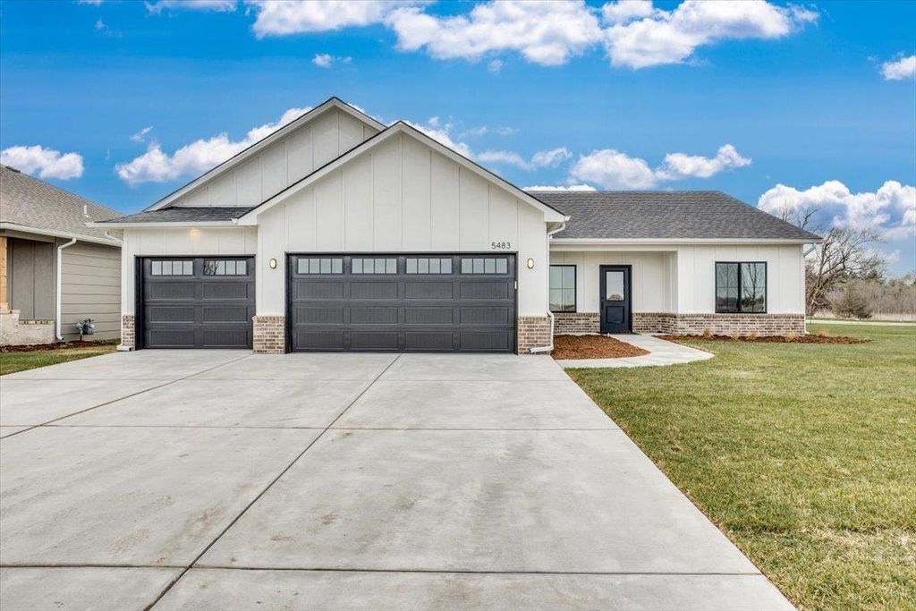 5483 Briskbay St., Maize, KS 67101