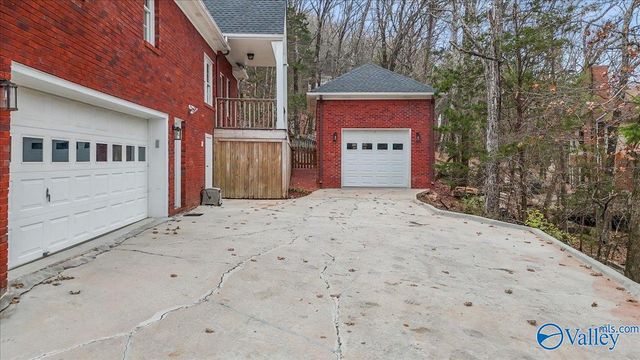 1316 Chesterfield Road SE, Huntsville, AL 35803