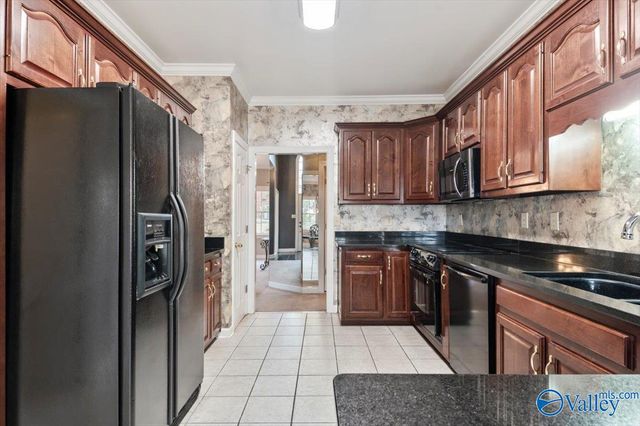 1316 Chesterfield Road SE, Huntsville, AL 35803