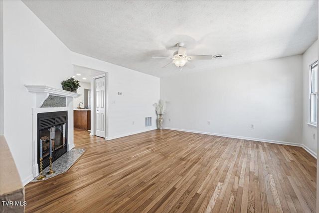 934 Beverly Drive 4, Abingdon, VA 24210