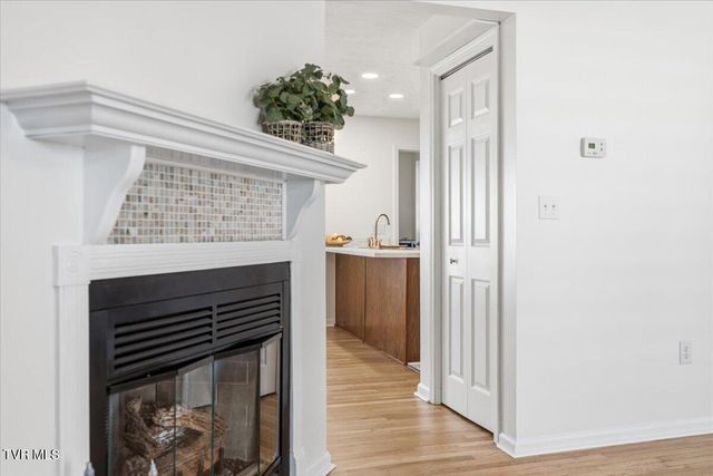 934 Beverly Drive 4, Abingdon, VA 24210