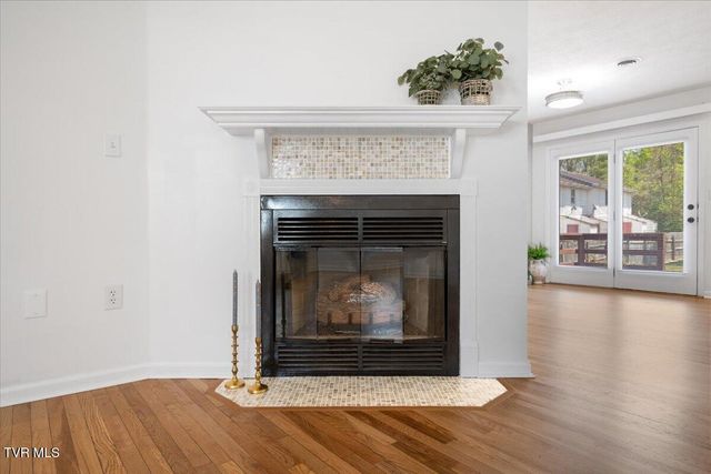 934 Beverly Drive 4, Abingdon, VA 24210