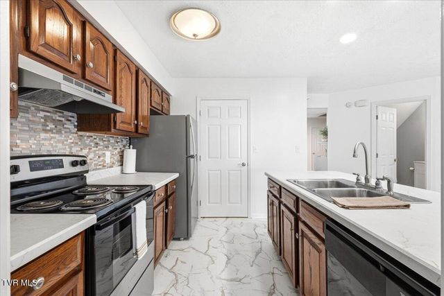 934 Beverly Drive 4, Abingdon, VA 24210
