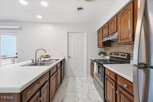 934 Beverly Drive 4, Abingdon, VA 24210