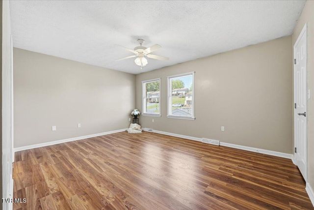 934 Beverly Drive 4, Abingdon, VA 24210