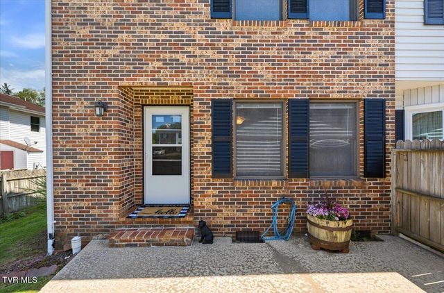 934 Beverly Drive 4, Abingdon, VA 24210