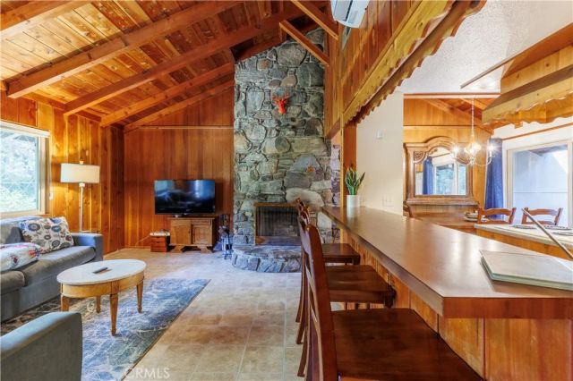 26220 Pine Dell Road, Idyllwild, CA 92549