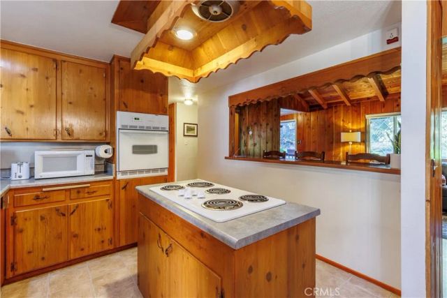 26220 Pine Dell Road, Idyllwild, CA 92549