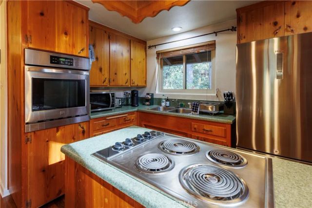 26220 Pine Dell Road, Idyllwild, CA 92549