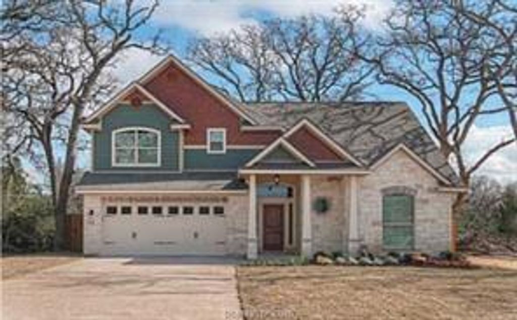 8209 Raintree Drive, College Station, TX 77845