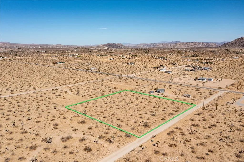 110 Anita, Landers, CA 92285
