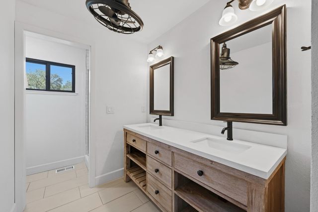 4440 Lawrence Dr, Granite Bay, CA 95746