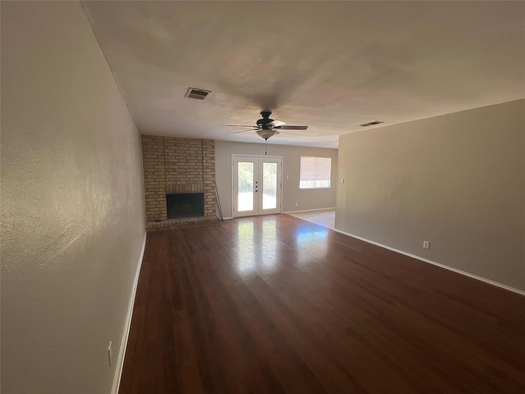 817 Cactus DR, Round Rock, TX 78681