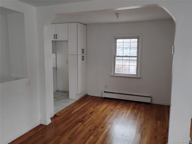 9 Merriewold Lane S, Monroe, NY 10950